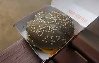 Illustration for article titled Black McDonalds Burger: The Snacktaku Review